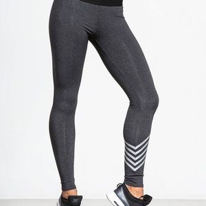 Heroine sport bandier leggings gray size small